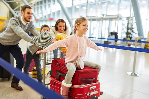 7 Reasons to Travel with Your Children, No Matter Their Age
